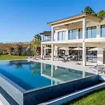 Royal Tiki - D'hotes Avec Piscine Chauffee & 5*