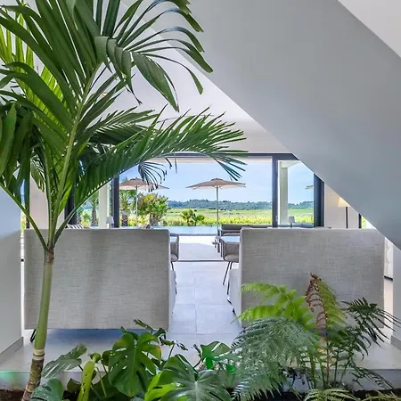 Royal Tiki - Avec Piscine Chauffee - Ou Entiere - Scl
