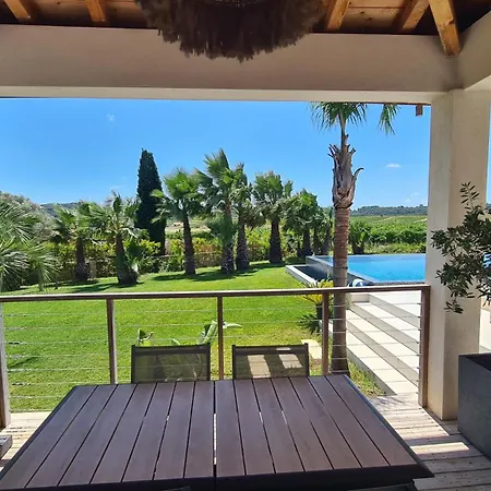 Royal Tiki - D'hotes Avec Piscine Chauffee & 5* Plaissan